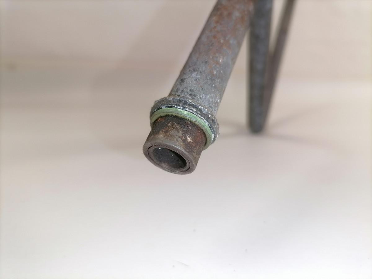 Scania Compressor air pipe 2978408 - 에어 브레이크 컴프레서 트럭 용 : 사진 3 Scania Compressor air pipe 2978408 - 에어 브레이크 컴프레서 트럭 용 : 사진 3