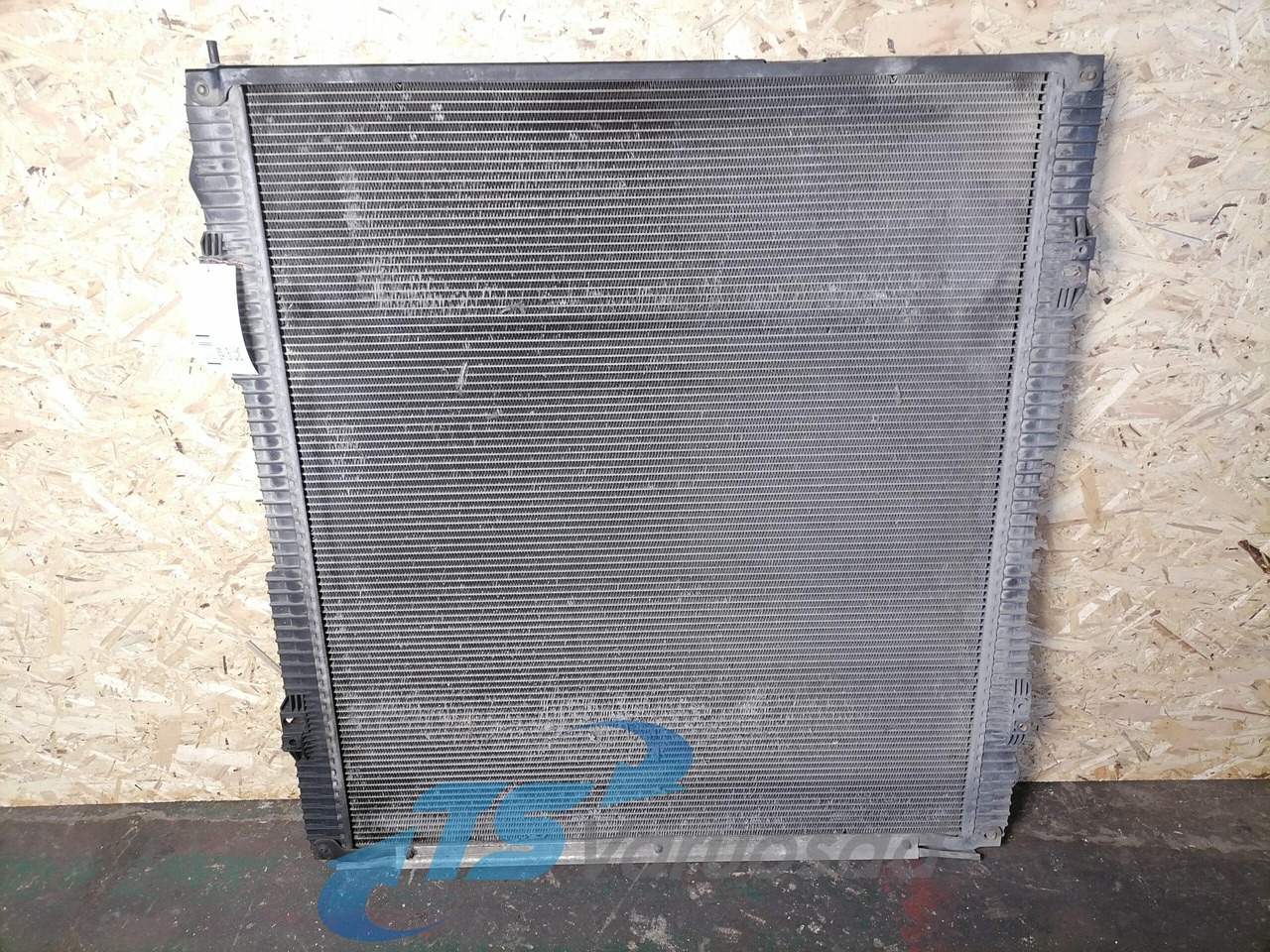 Scania Cooling radiator 1769997 - 라디에이터 트럭 용 : 사진 2 Scania Cooling radiator 1769997 - 라디에이터 트럭 용 : 사진 2