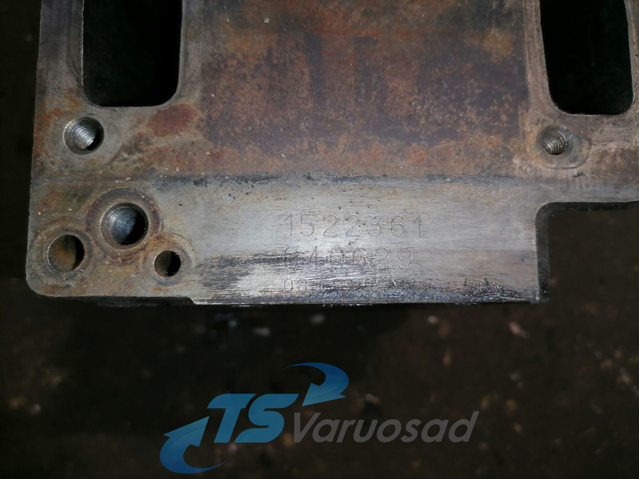 Scania Cylinder head, HPI 1522361 - 실린더 헤드 트럭 용 : 사진 2 Scania Cylinder head, HPI 1522361 - 실린더 헤드 트럭 용 : 사진 2