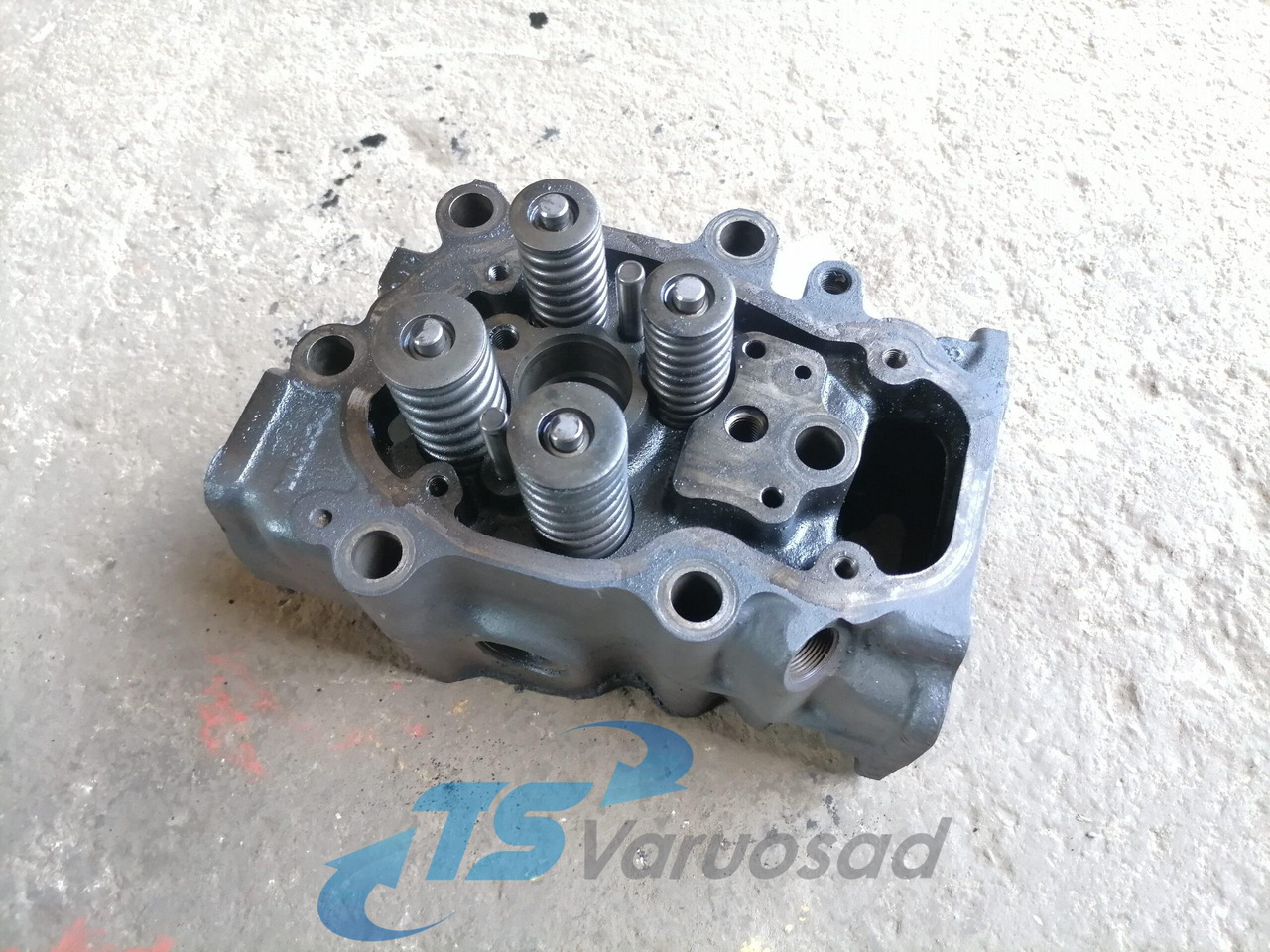 Scania Cylinder head, XPI 1874583 - 실린더 헤드 트럭 용 : 사진 1 Scania Cylinder head, XPI 1874583 - 실린더 헤드 트럭 용 : 사진 1