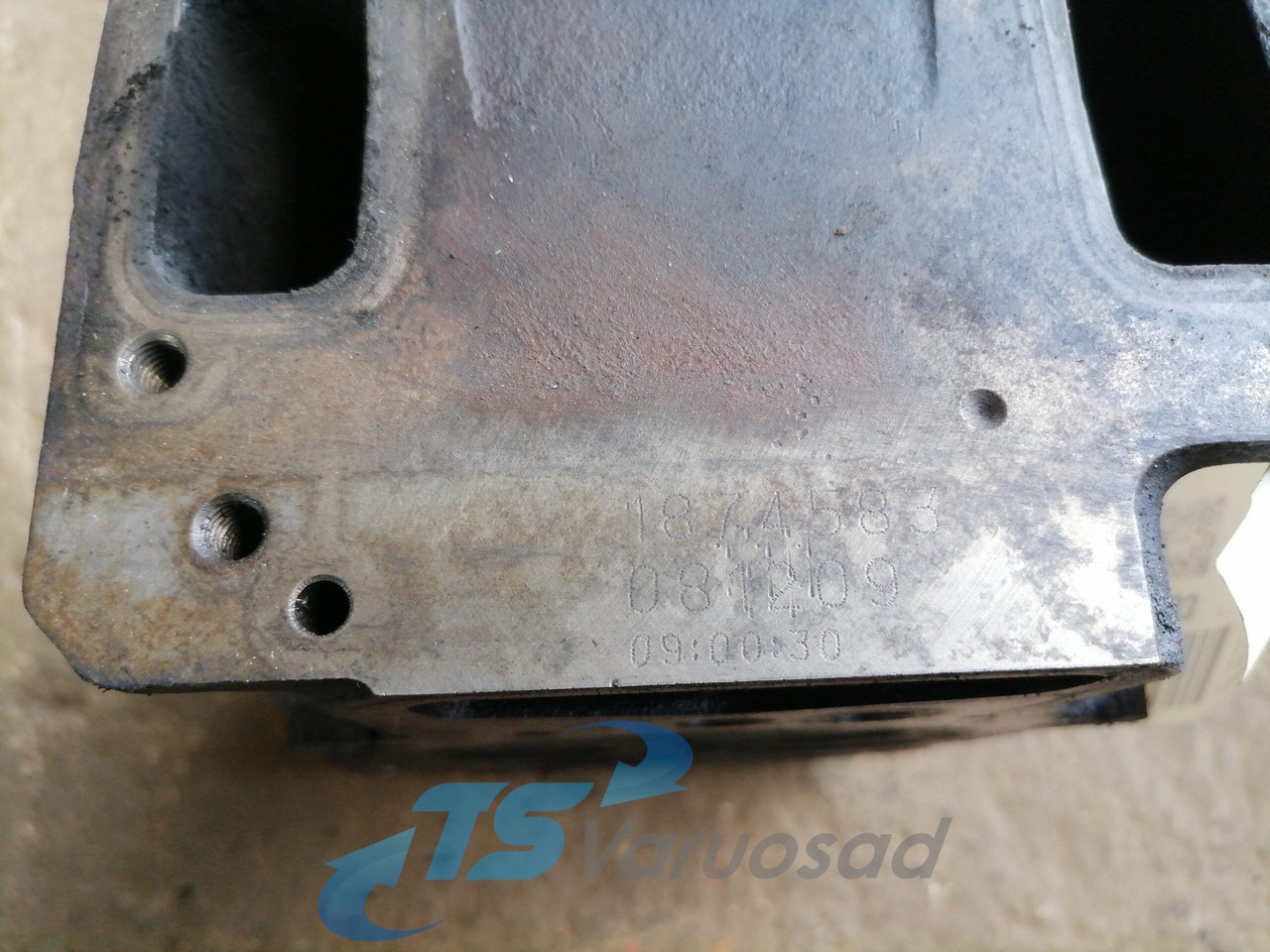 Scania Cylinder head, XPI 1874583 - 실린더 헤드 트럭 용 : 사진 5 Scania Cylinder head, XPI 1874583 - 실린더 헤드 트럭 용 : 사진 5