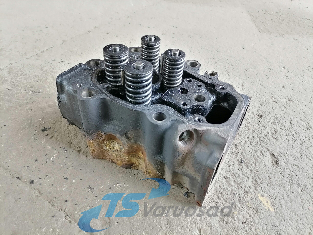 Scania Cylinder head, XPI 1921303 - 실린더 헤드 트럭 용 : 사진 1 Scania Cylinder head, XPI 1921303 - 실린더 헤드 트럭 용 : 사진 1