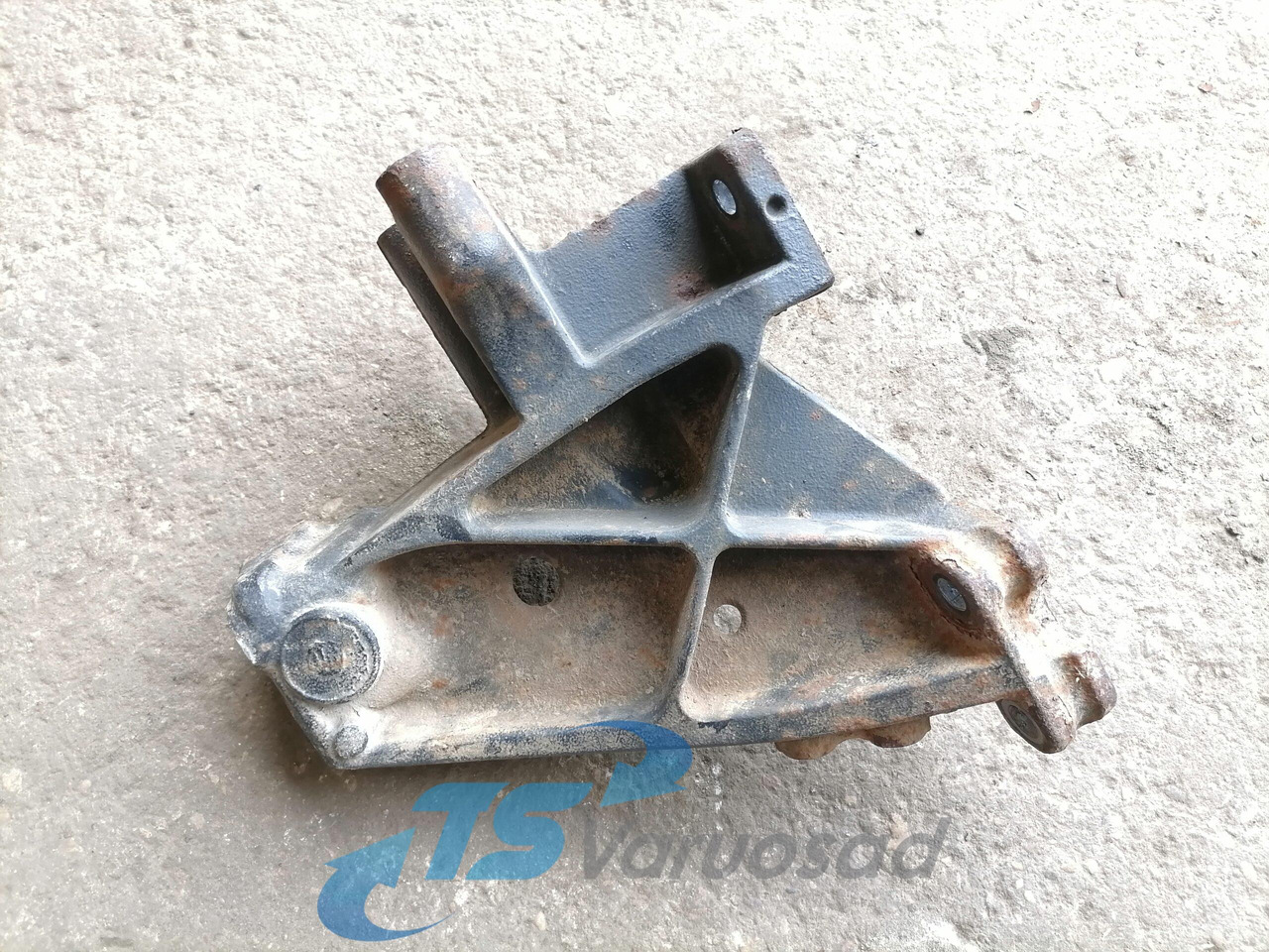 Scania Front bumper carrier 1431602 - 범퍼 트럭 용 : 사진 3 Scania Front bumper carrier 1431602 - 범퍼 트럭 용 : 사진 3