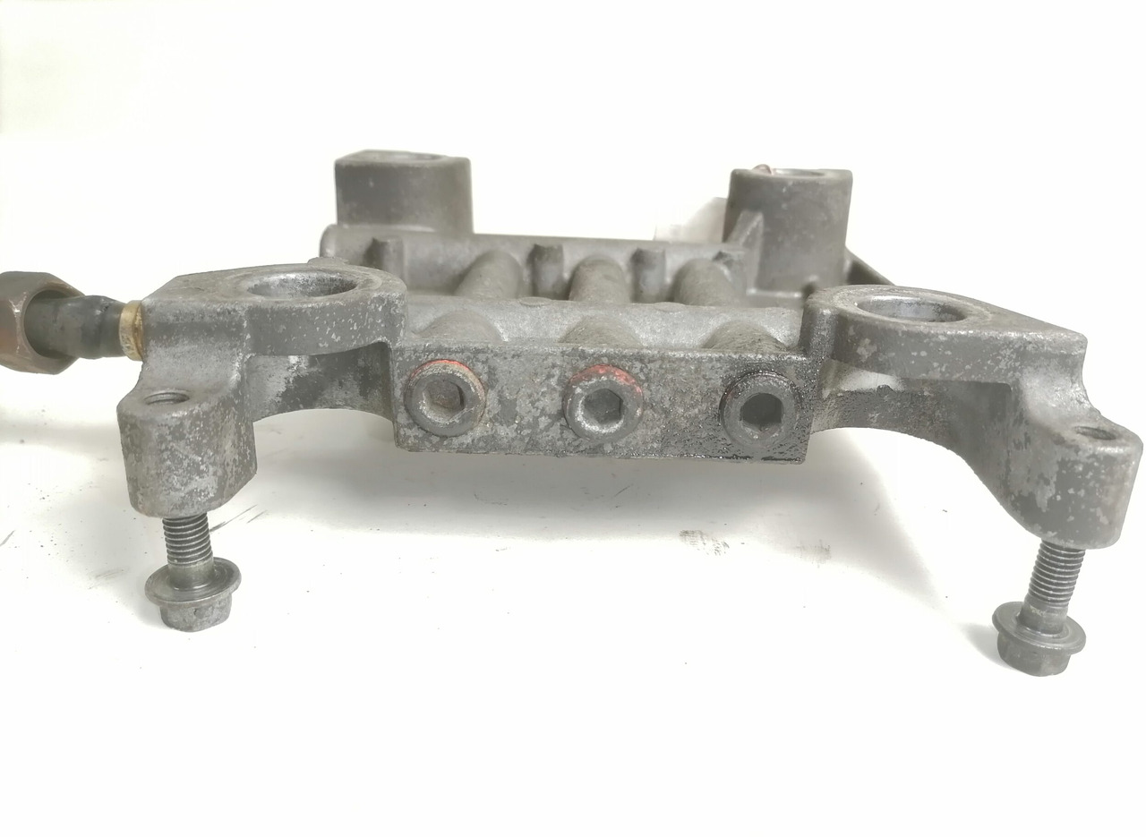 Scania Fuel collector 1448752 - 연료 시스템 트럭 용 : 사진 2 Scania Fuel collector 1448752 - 연료 시스템 트럭 용 : 사진 2