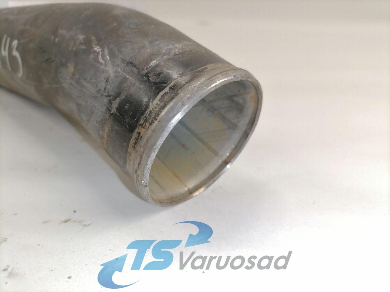 Scania Jahutusvedeliku toru, retarder 1779400 - 냉각 시스템 트럭 용 : 사진 4 Scania Jahutusvedeliku toru, retarder 1779400 - 냉각 시스템 트럭 용 : 사진 4