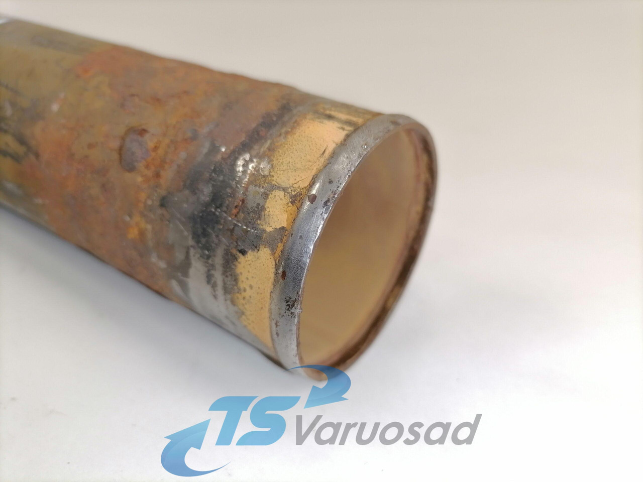 Scania Jahutusvedeliku toru, retarder 1867732 - 냉각 시스템 트럭 용 : 사진 3 Scania Jahutusvedeliku toru, retarder 1867732 - 냉각 시스템 트럭 용 : 사진 3