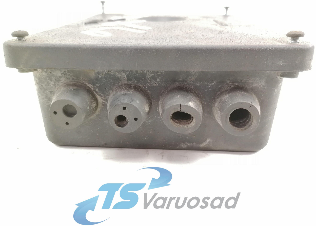 Scania Juhtmestiku harukarp 1350847 - 퓨즈 트럭 용 : 사진 4 Scania Juhtmestiku harukarp 1350847 - 퓨즈 트럭 용 : 사진 4