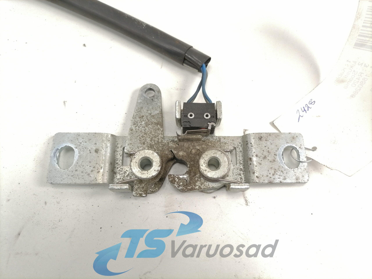 Scania Kabiini küljeluugi lukusti 1880286 - 범용 부품 트럭 용 : 사진 2 Scania Kabiini küljeluugi lukusti 1880286 - 범용 부품 트럭 용 : 사진 2