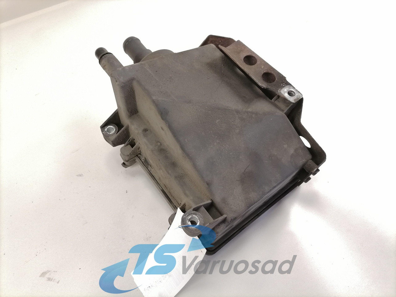 Scania Karterituulutusfiltri korpus 1756771 - 크랭크 케이스 트럭 용 : 사진 2 Scania Karterituulutusfiltri korpus 1756771 - 크랭크 케이스 트럭 용 : 사진 2