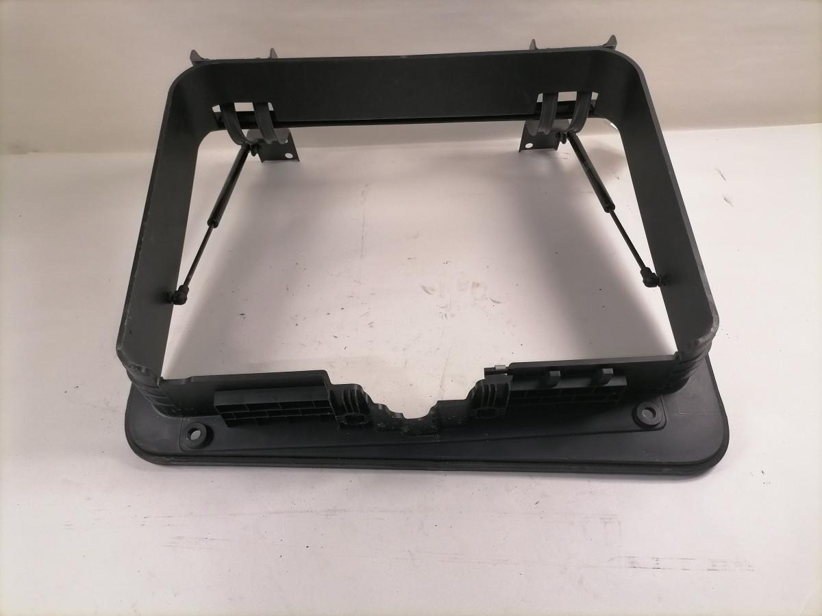 Scania Küljeluugi plastraam 2515269 - 범용 부품 트럭 용 : 사진 4 Scania Küljeluugi plastraam 2515269 - 범용 부품 트럭 용 : 사진 4