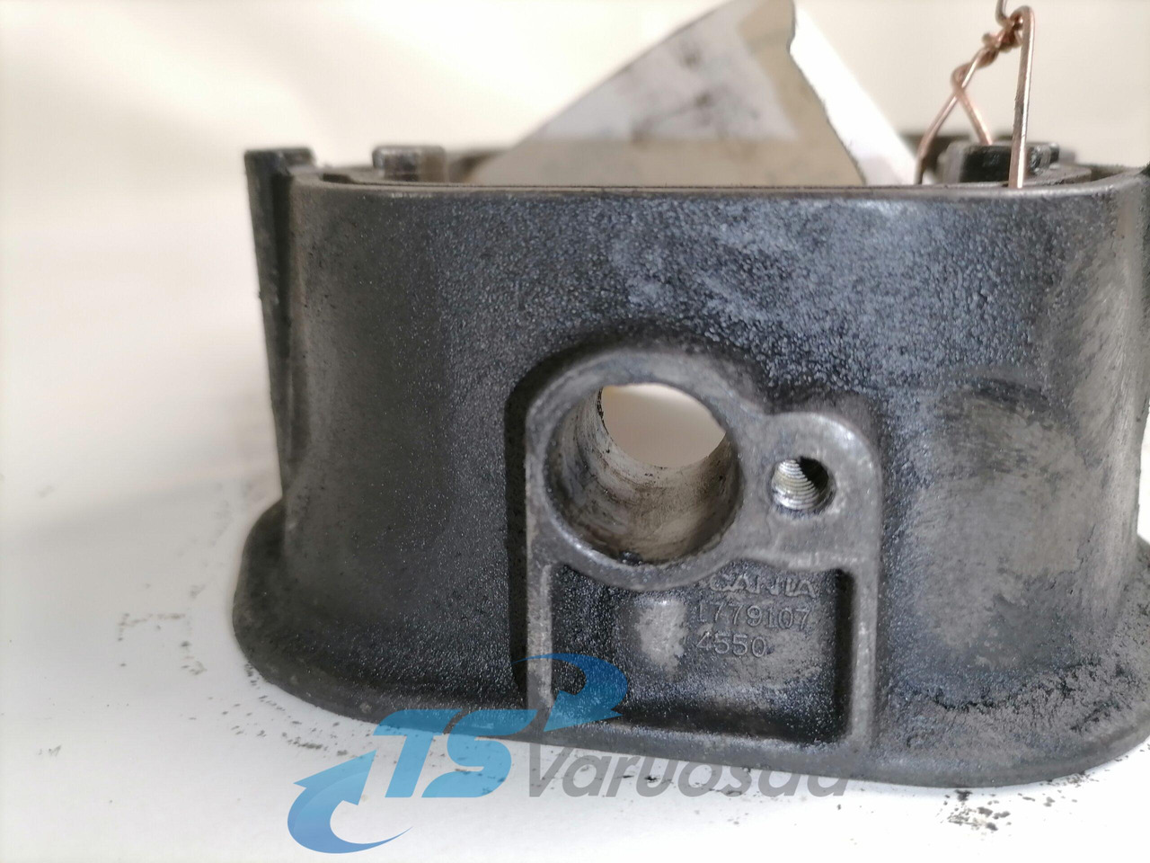 Scania Ladder frame 1779107 - 실린더 헤드 트럭 용 : 사진 3 Scania Ladder frame 1779107 - 실린더 헤드 트럭 용 : 사진 3