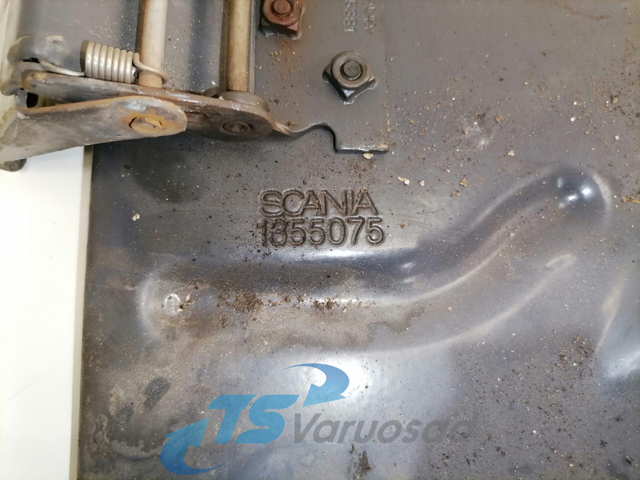 Scania Mudguard bracket 1355075 - 범용 부품 트럭 용 : 사진 4 Scania Mudguard bracket 1355075 - 범용 부품 트럭 용 : 사진 4
