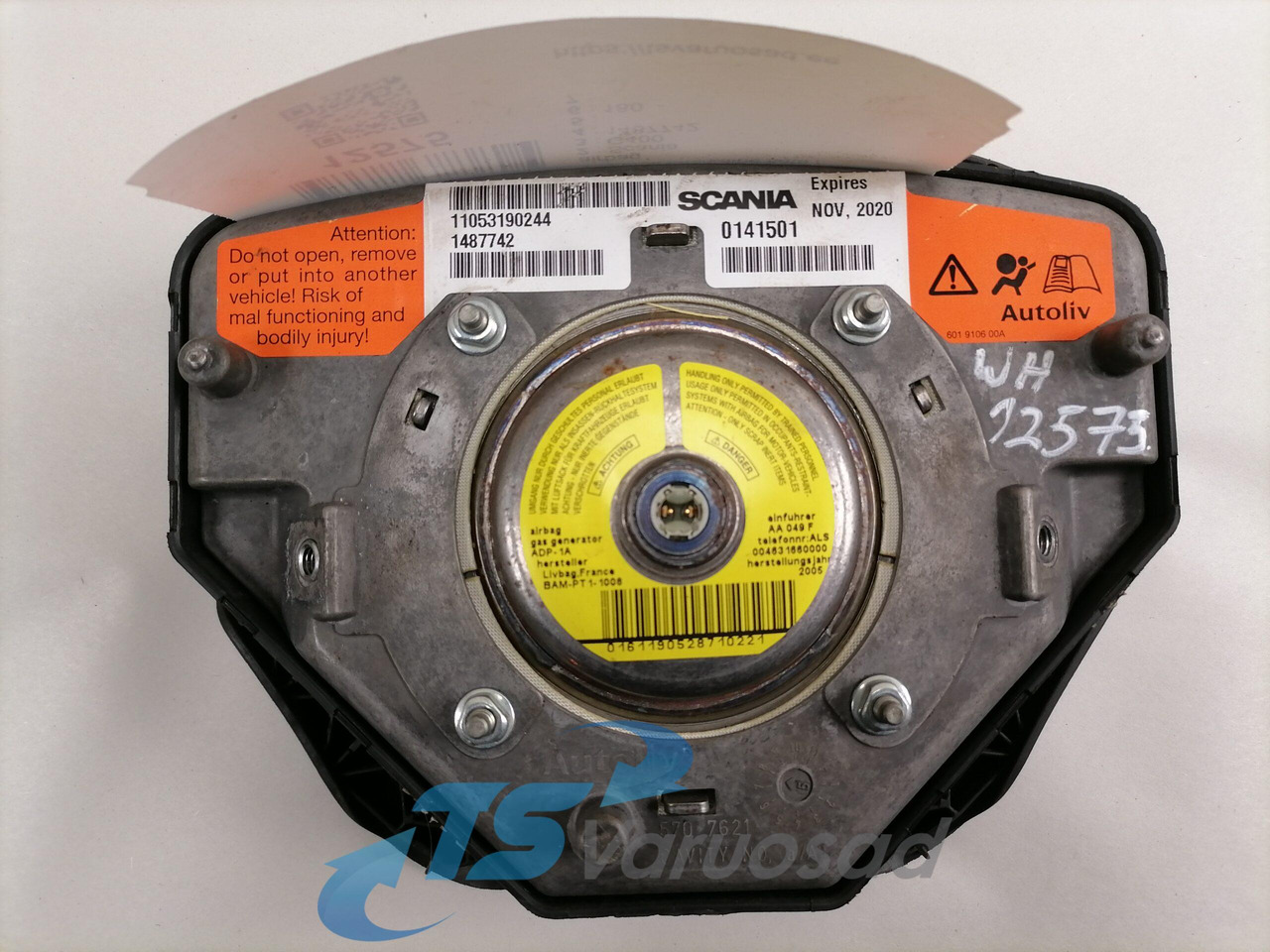 Scania Rooli keskmine kate / airbag 1487742 - 스티어링 트럭 용 : 사진 2 Scania Rooli keskmine kate / airbag 1487742 - 스티어링 트럭 용 : 사진 2