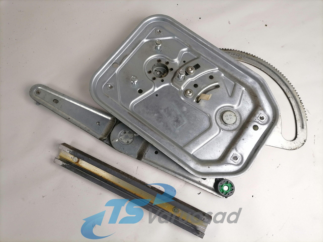 Scania Side window lifting mechanism 2572351 - 창문 및 부품 트럭 용 : 사진 3 Scania Side window lifting mechanism 2572351 - 창문 및 부품 트럭 용 : 사진 3