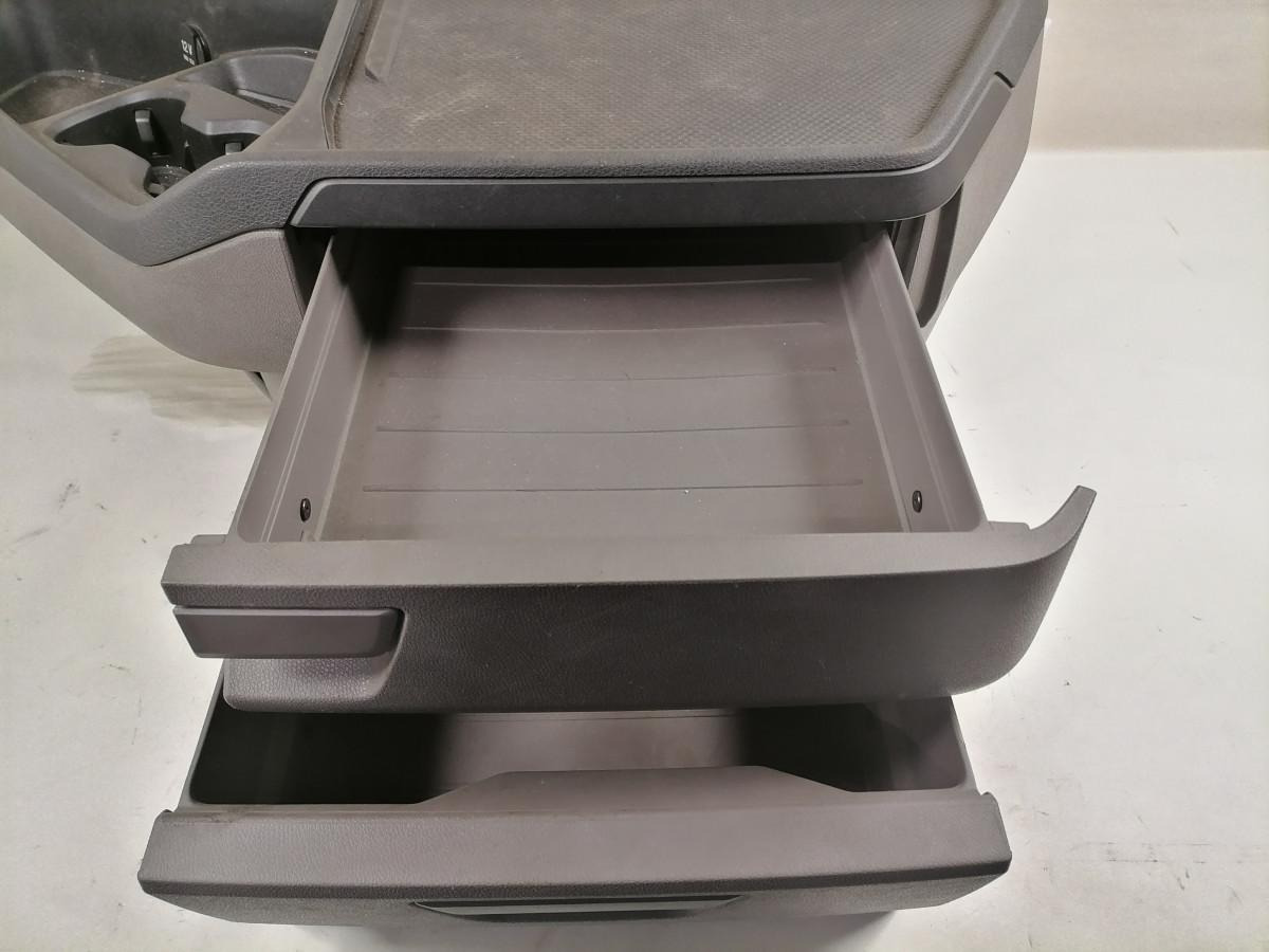 Scania Tool box 2901429 - 범용 부품 트럭 용 : 사진 5 Scania Tool box 2901429 - 범용 부품 트럭 용 : 사진 5