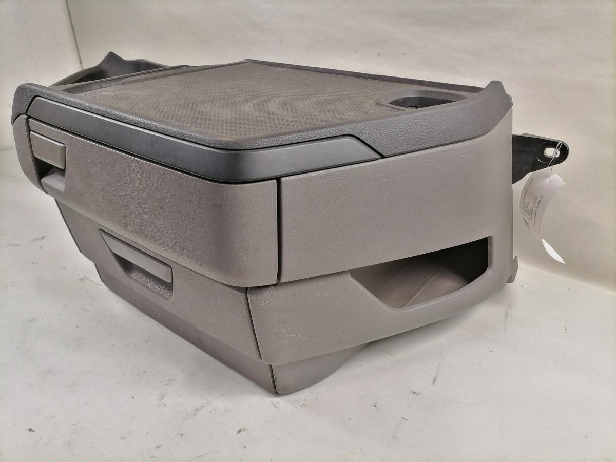 Scania Tool box 2901429 - 범용 부품 트럭 용 : 사진 4 Scania Tool box 2901429 - 범용 부품 트럭 용 : 사진 4