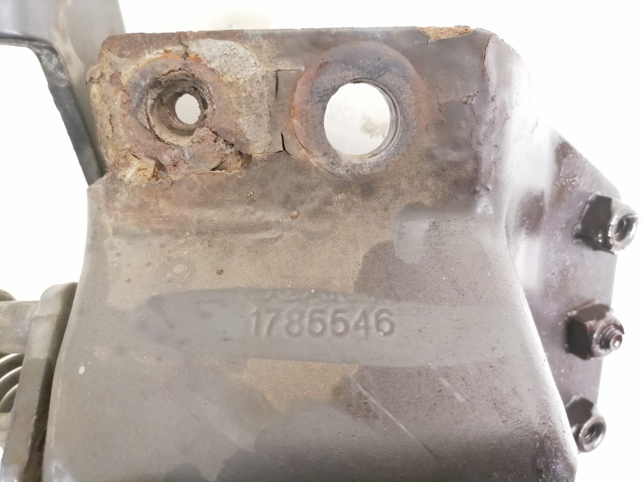 Scania lower grille carrier hinge 1785546 - 그릴 트럭 용 : 사진 3 Scania lower grille carrier hinge 1785546 - 그릴 트럭 용 : 사진 3