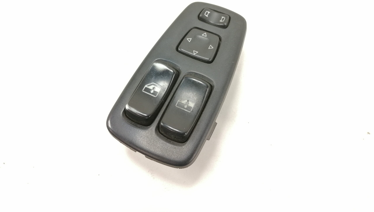 Scania switch 1863514 - 운전실 트럭 용 : 사진 1 Scania switch 1863514 - 운전실 트럭 용 : 사진 1