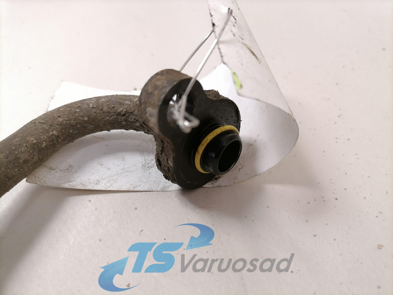 Volvo A/C pipe 82119539 - 난방/ 환기 트럭 용 : 사진 2 Volvo A/C pipe 82119539 - 난방/ 환기 트럭 용 : 사진 2