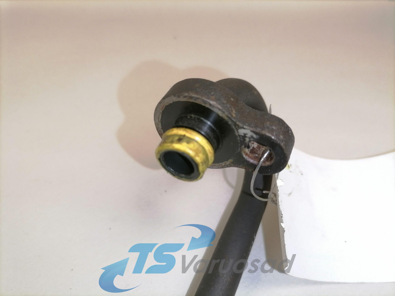 Volvo A/C pipe 82499193 - 난방/ 환기 트럭 용 : 사진 4 Volvo A/C pipe 82499193 - 난방/ 환기 트럭 용 : 사진 4