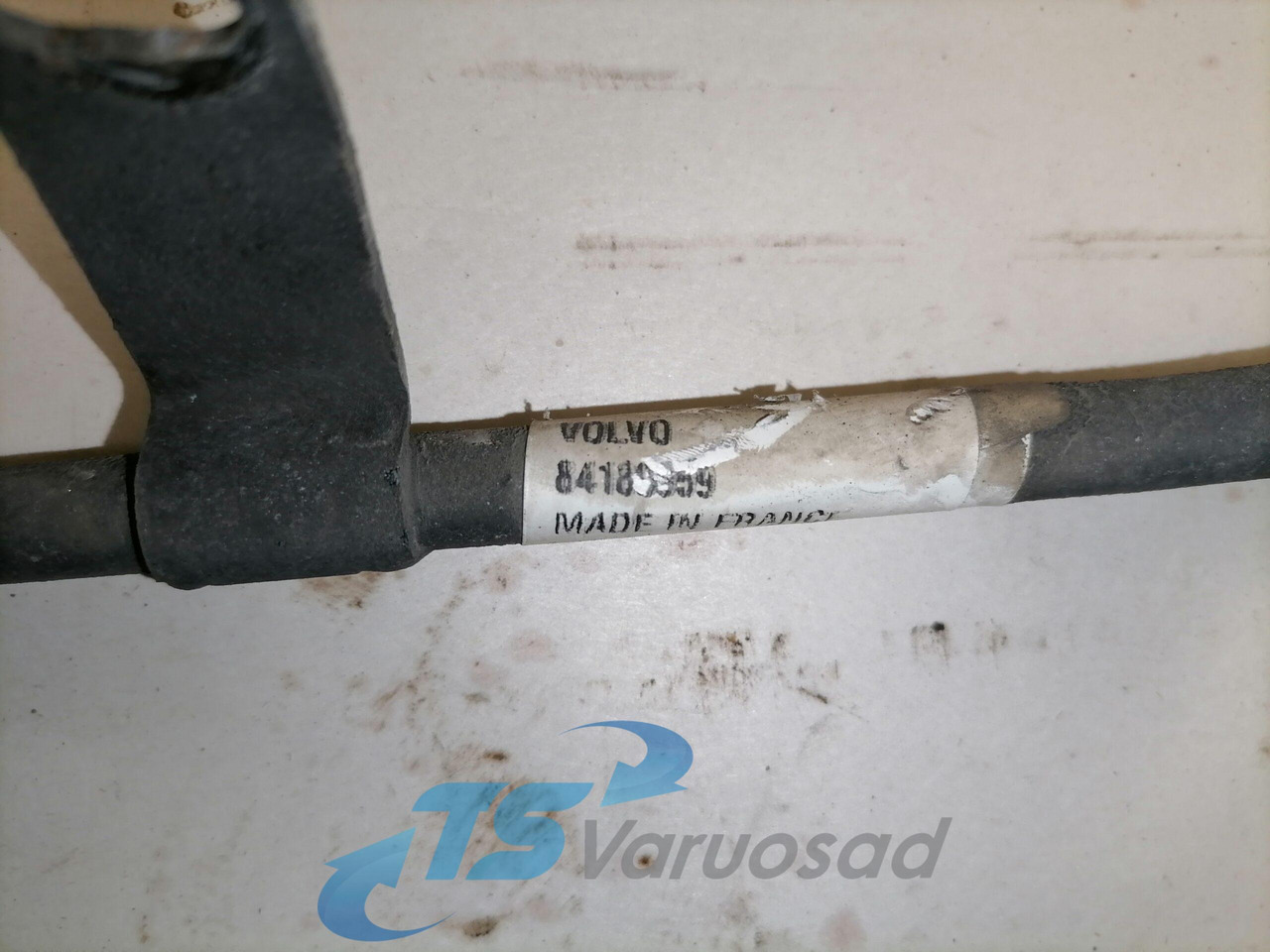 Volvo A/C pipe 84180959 - 난방/ 환기 트럭 용 : 사진 3 Volvo A/C pipe 84180959 - 난방/ 환기 트럭 용 : 사진 3