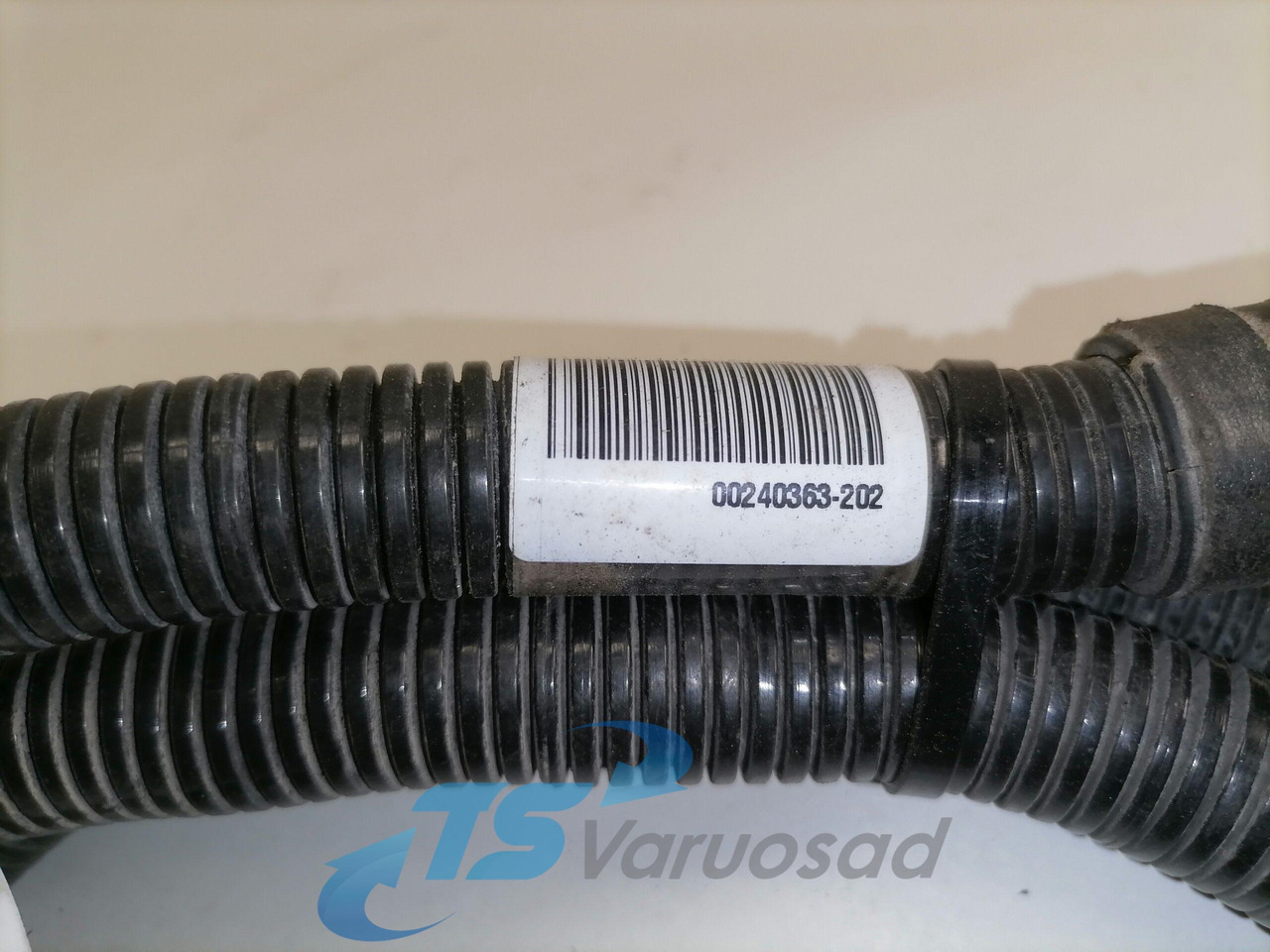 Volvo Ad Blue cable 7421243147 - 연료 시스템 트럭 용 : 사진 2 Volvo Ad Blue cable 7421243147 - 연료 시스템 트럭 용 : 사진 2