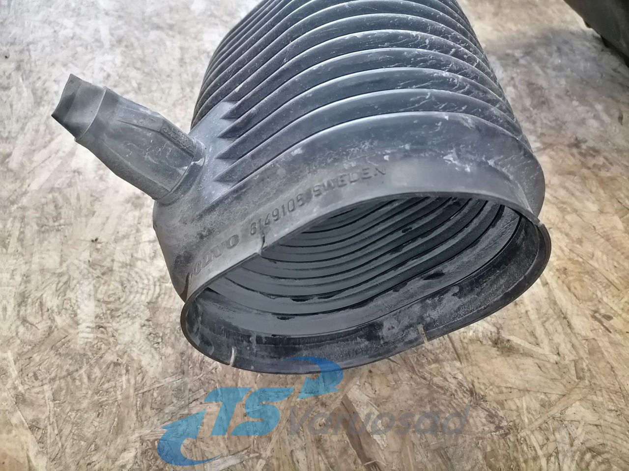 Volvo Air intake 20456478 - 공기 흡입 시스템 트럭 용 : 사진 4 Volvo Air intake 20456478 - 공기 흡입 시스템 트럭 용 : 사진 4