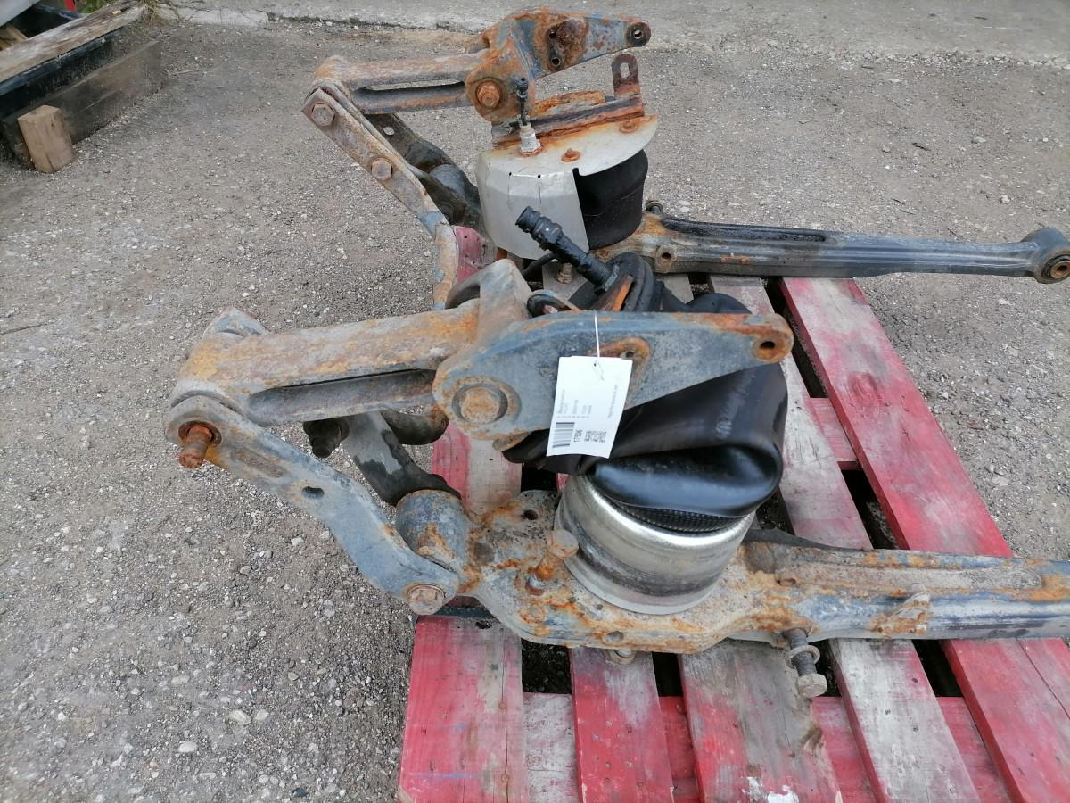 Volvo Air spring bracket 82054188 - 에어 서스펜션 트럭 용 : 사진 5 Volvo Air spring bracket 82054188 - 에어 서스펜션 트럭 용 : 사진 5