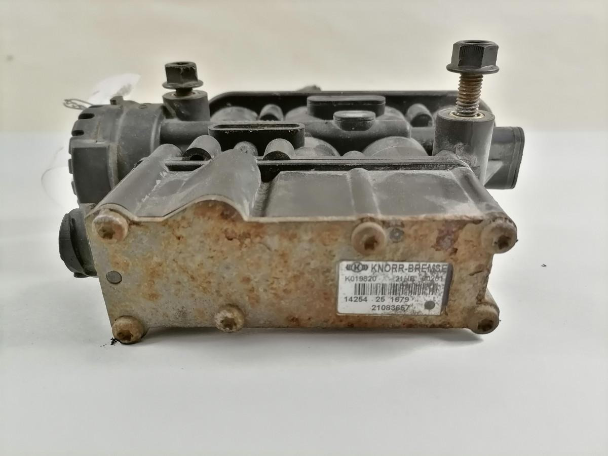 Volvo Air suspension control valve, ECAS 21083657 - 브레이크 밸브 트럭 용 : 사진 4 Volvo Air suspension control valve, ECAS 21083657 - 브레이크 밸브 트럭 용 : 사진 4