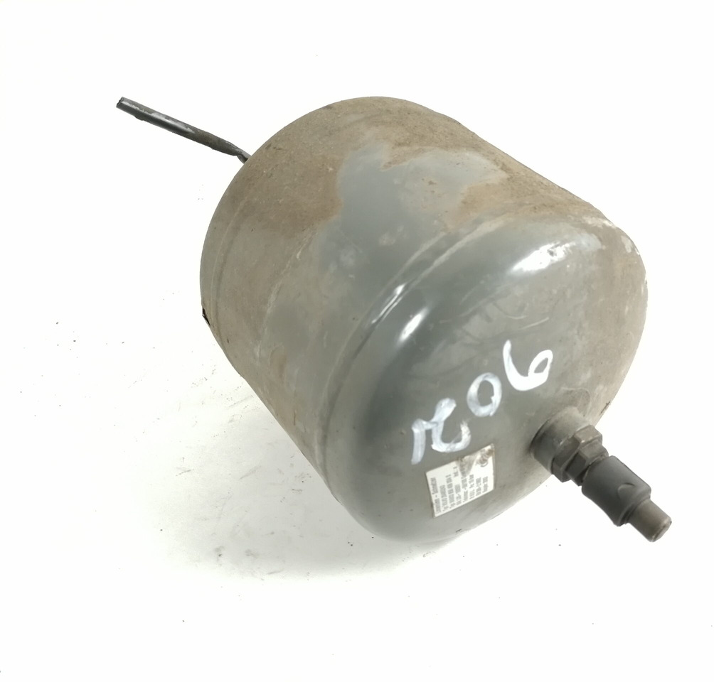 Volvo Air tank 20485243 - 범용 부품 트럭 용 : 사진 1 Volvo Air tank 20485243 - 범용 부품 트럭 용 : 사진 1