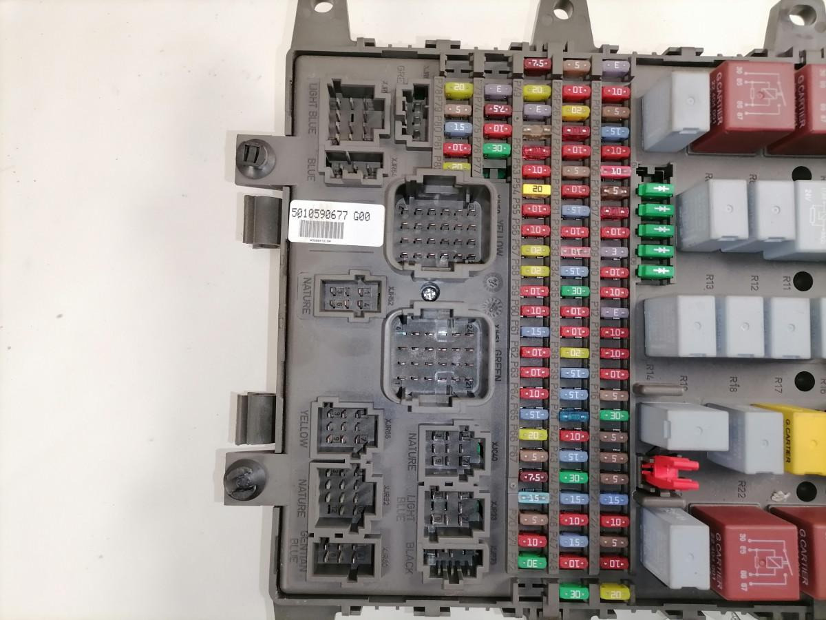 Volvo Central electric unit 5010590677 - 퓨즈 트럭 용 : 사진 5 Volvo Central electric unit 5010590677 - 퓨즈 트럭 용 : 사진 5