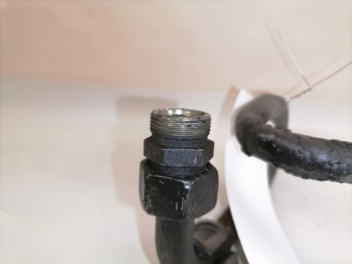 Volvo Compressor air pipe 22311001 - 에어 브레이크 컴프레서 트럭 용 : 사진 4 Volvo Compressor air pipe 22311001 - 에어 브레이크 컴프레서 트럭 용 : 사진 4