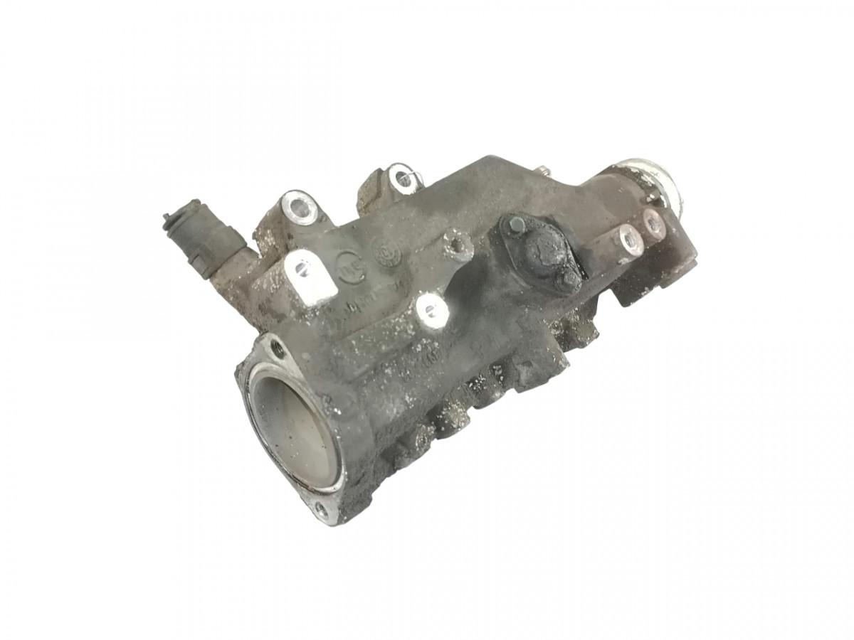 Volvo Coolant pipe 21813121 - 냉각 시스템 트럭 용 : 사진 1 Volvo Coolant pipe 21813121 - 냉각 시스템 트럭 용 : 사진 1
