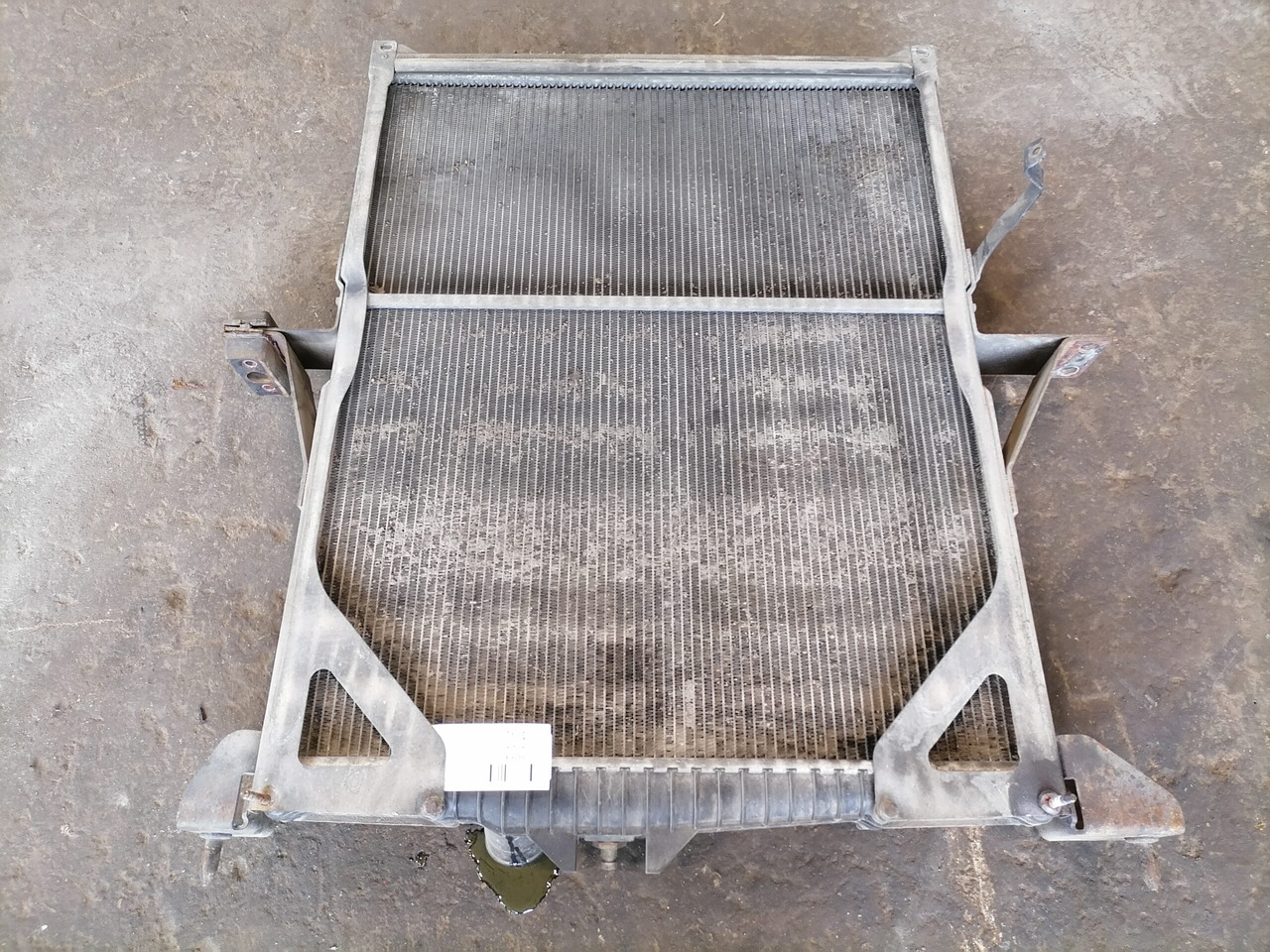 Volvo Cooling radiator 20536920 - 라디에이터 트럭 용 : 사진 3 Volvo Cooling radiator 20536920 - 라디에이터 트럭 용 : 사진 3