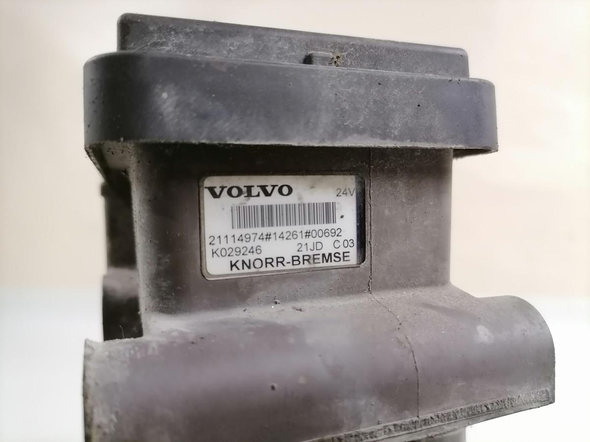 Volvo EBS brake valve 21114974 - 브레이크 밸브 트럭 용 : 사진 3 Volvo EBS brake valve 21114974 - 브레이크 밸브 트럭 용 : 사진 3
