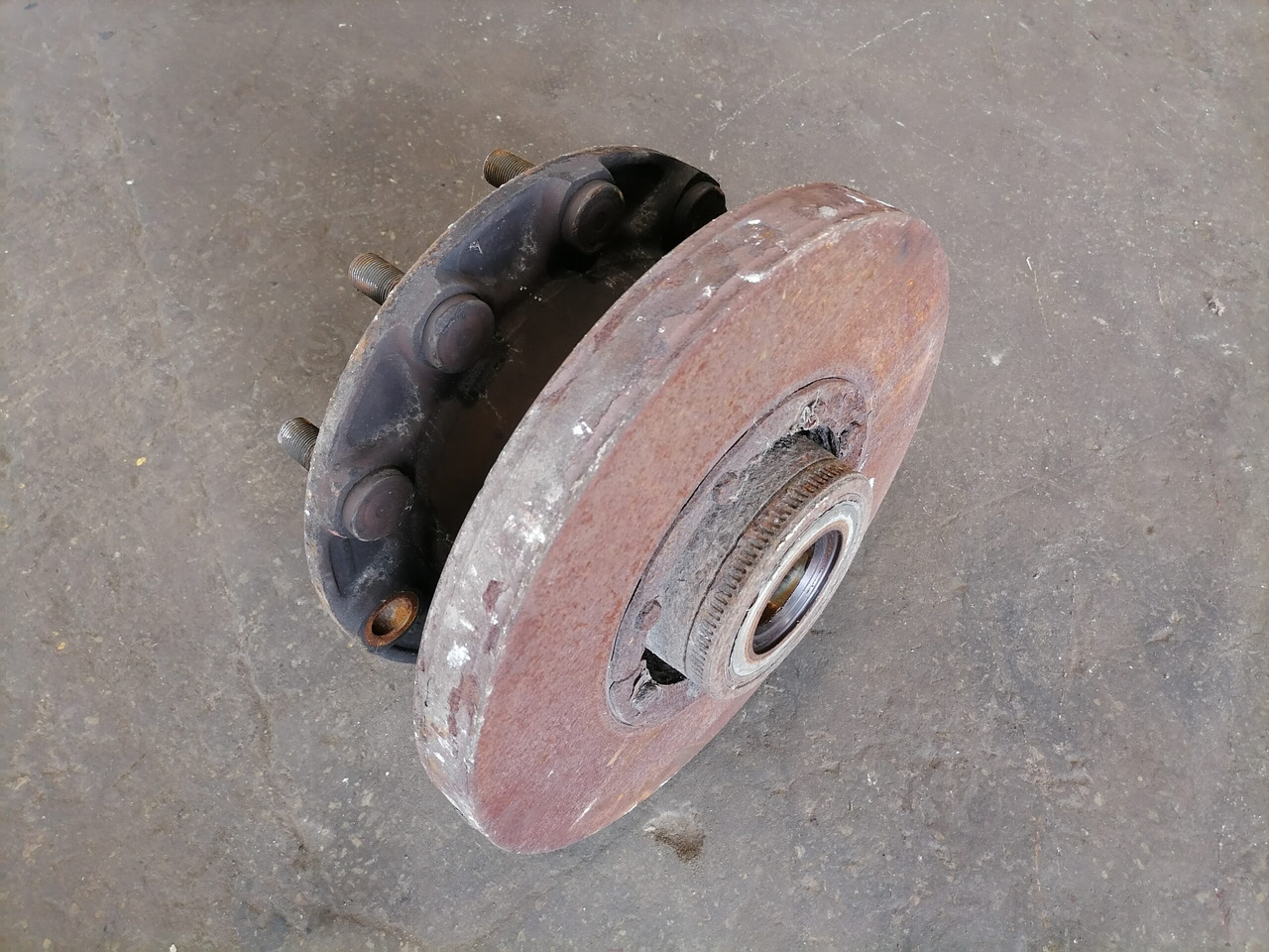 Volvo First wheel hub 1026659 - 휠 허브 트럭 용 : 사진 2 Volvo First wheel hub 1026659 - 휠 허브 트럭 용 : 사진 2