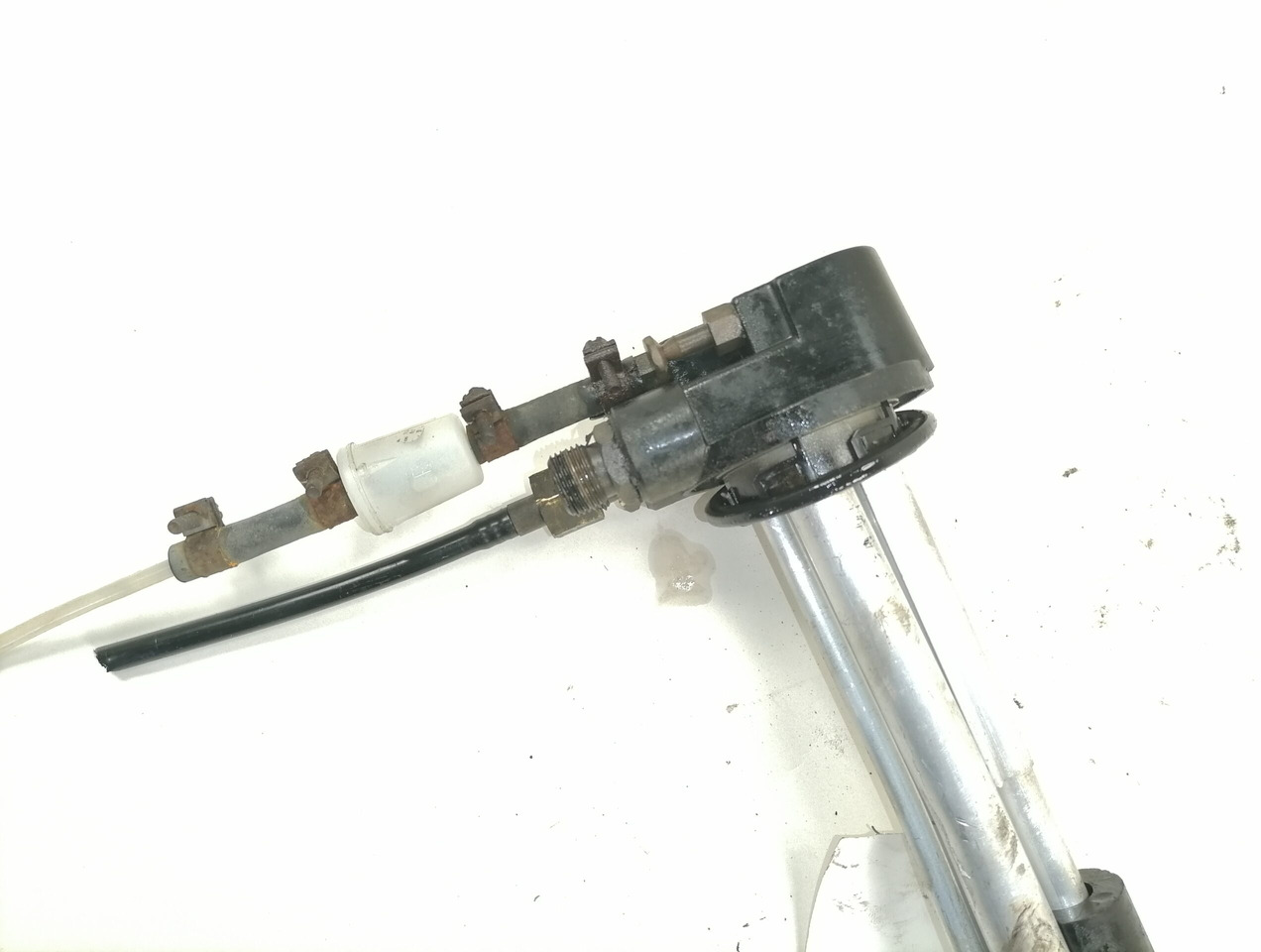 Volvo Fuel pick up 21100904 - 연료 시스템 트럭 용 : 사진 3 Volvo Fuel pick up 21100904 - 연료 시스템 트럭 용 : 사진 3
