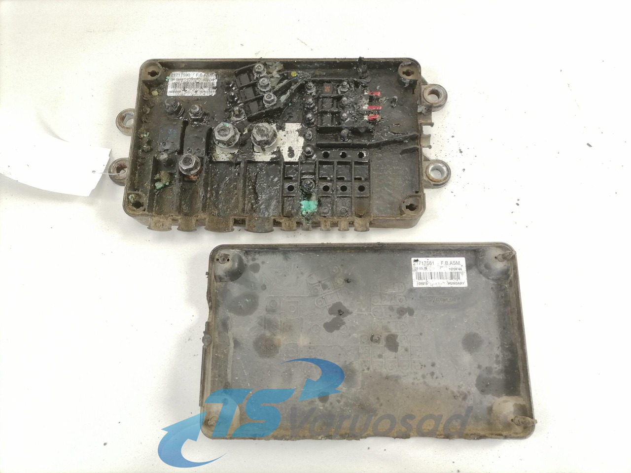 Volvo Fuse box 21717590 - 퓨즈 트럭 용 : 사진 4 Volvo Fuse box 21717590 - 퓨즈 트럭 용 : 사진 4