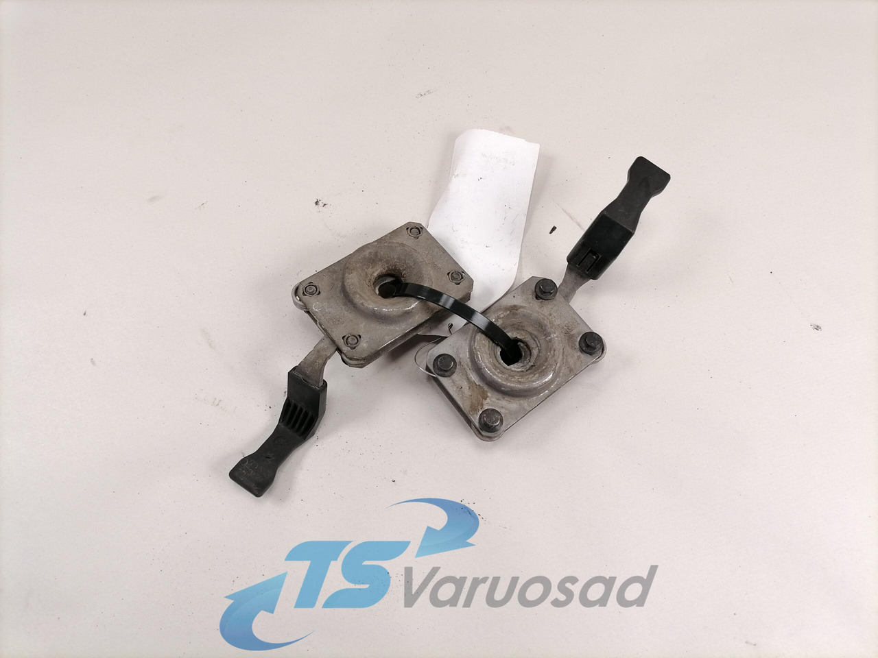 Volvo Iluvõre lukk 20425414 - 그릴 트럭 용 : 사진 1 Volvo Iluvõre lukk 20425414 - 그릴 트럭 용 : 사진 1