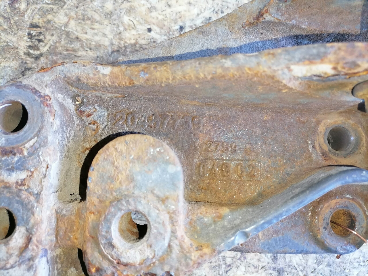 Volvo Kabiini kandur, tagumine 20467739 - 운전실 서스펜션 트럭 용 : 사진 4 Volvo Kabiini kandur, tagumine 20467739 - 운전실 서스펜션 트럭 용 : 사진 4