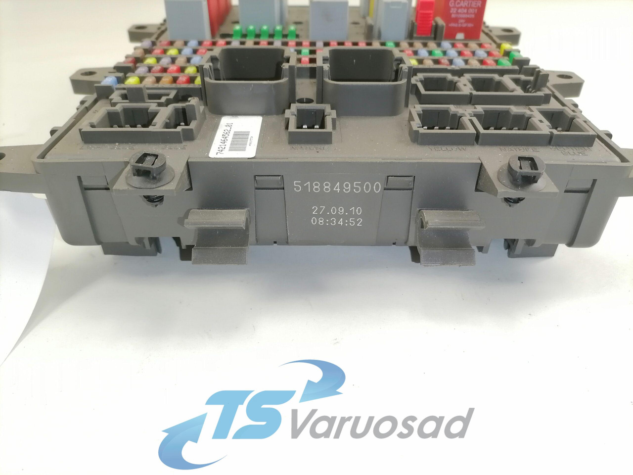 Volvo Kaitsmepaneel 7421464562 - 퓨즈 트럭 용 : 사진 2 Volvo Kaitsmepaneel 7421464562 - 퓨즈 트럭 용 : 사진 2