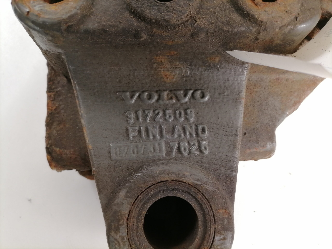 Volvo Leaf spring bracket 3172509 - 서스펜션 트럭 용 : 사진 3 Volvo Leaf spring bracket 3172509 - 서스펜션 트럭 용 : 사진 3