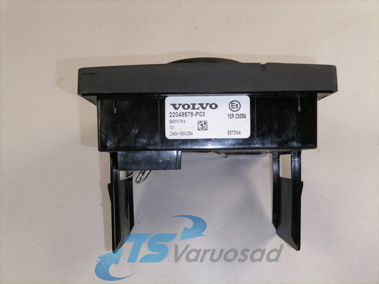 Volvo Lüliti, salongi valgustus 22049578 - 운전실 트럭 용 : 사진 4 Volvo Lüliti, salongi valgustus 22049578 - 운전실 트럭 용 : 사진 4