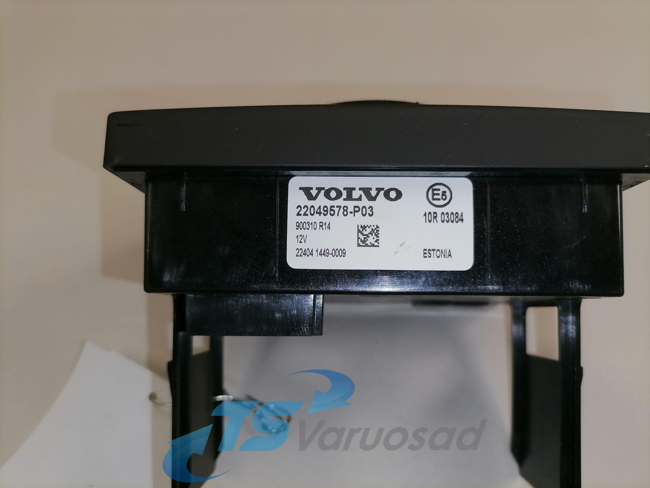 Volvo Lüliti, salongi valgustus 22049578 - 운전실 트럭 용 : 사진 3 Volvo Lüliti, salongi valgustus 22049578 - 운전실 트럭 용 : 사진 3