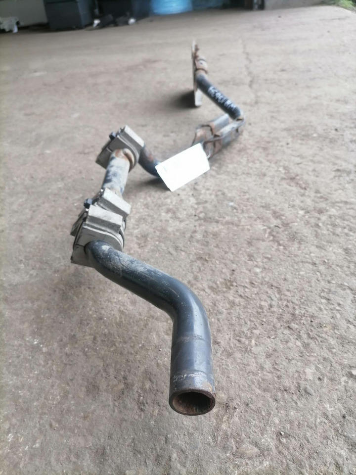 Volvo Õhufiltri korpuse kandur 3979509 - 공기 흡입 시스템 트럭 용 : 사진 2 Volvo Õhufiltri korpuse kandur 3979509 - 공기 흡입 시스템 트럭 용 : 사진 2