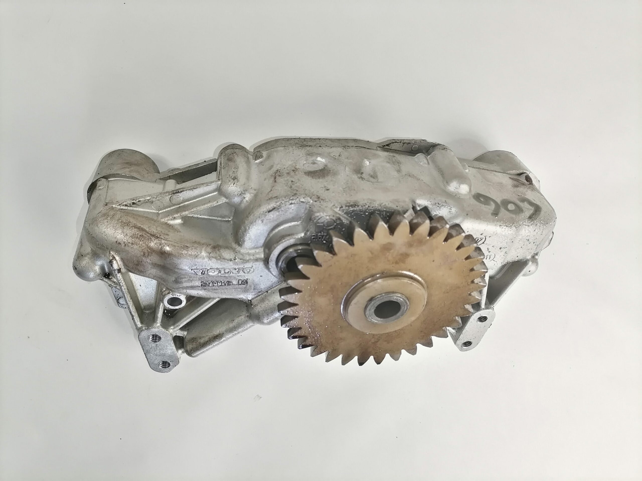 Volvo Oil pump 20498516 - 오일 펌프 트럭 용 : 사진 3 Volvo Oil pump 20498516 - 오일 펌프 트럭 용 : 사진 3