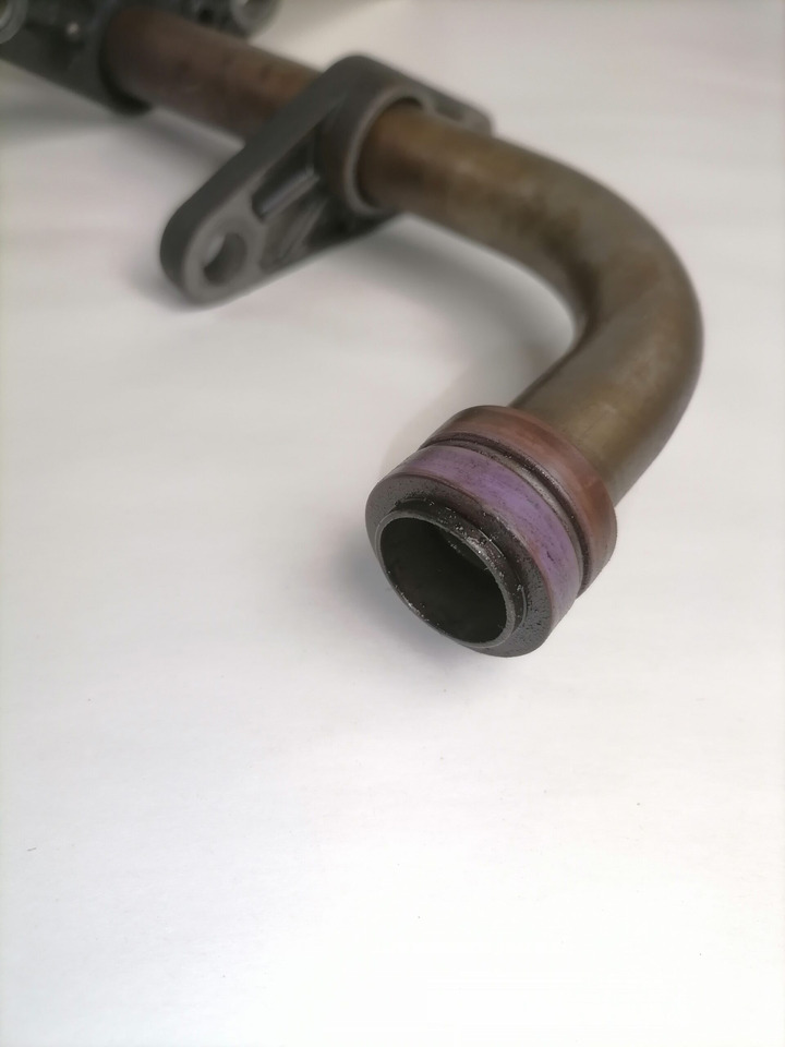 Volvo Oil pump pipe 21599109 - 오일 펌프 트럭 용 : 사진 4 Volvo Oil pump pipe 21599109 - 오일 펌프 트럭 용 : 사진 4