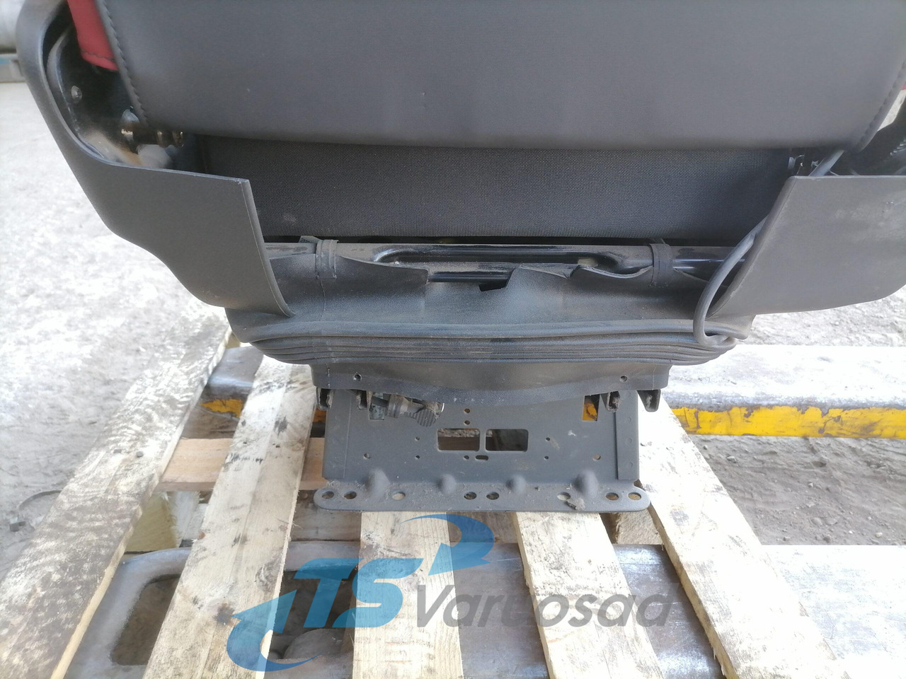 Volvo Passenger seat 82201647 - 좌석 트럭 용 : 사진 5 Volvo Passenger seat 82201647 - 좌석 트럭 용 : 사진 5
