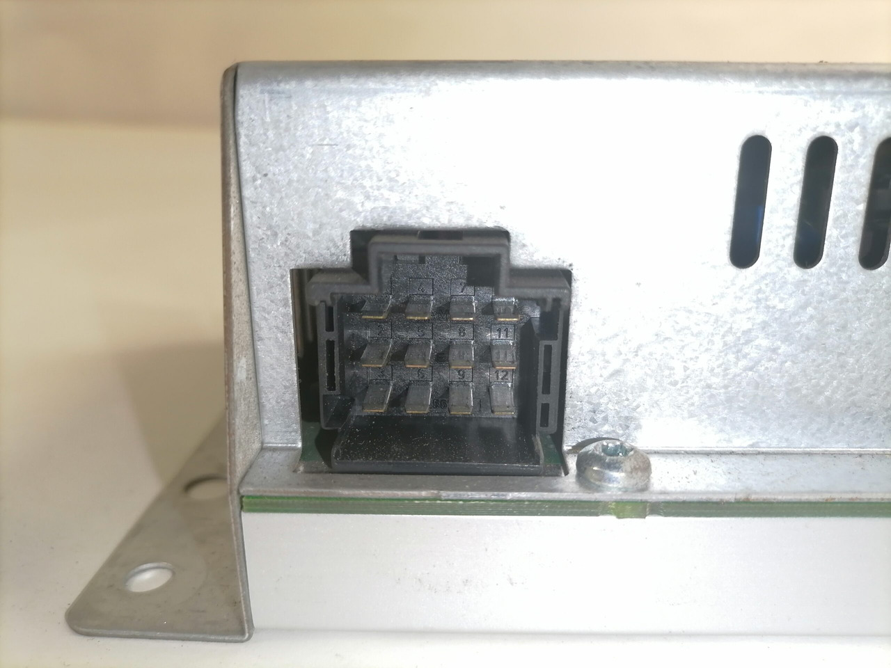 Volvo Radio Memory Backup  20455097 - ECU 트럭 용 : 사진 3 Volvo Radio Memory Backup  20455097 - ECU 트럭 용 : 사진 3