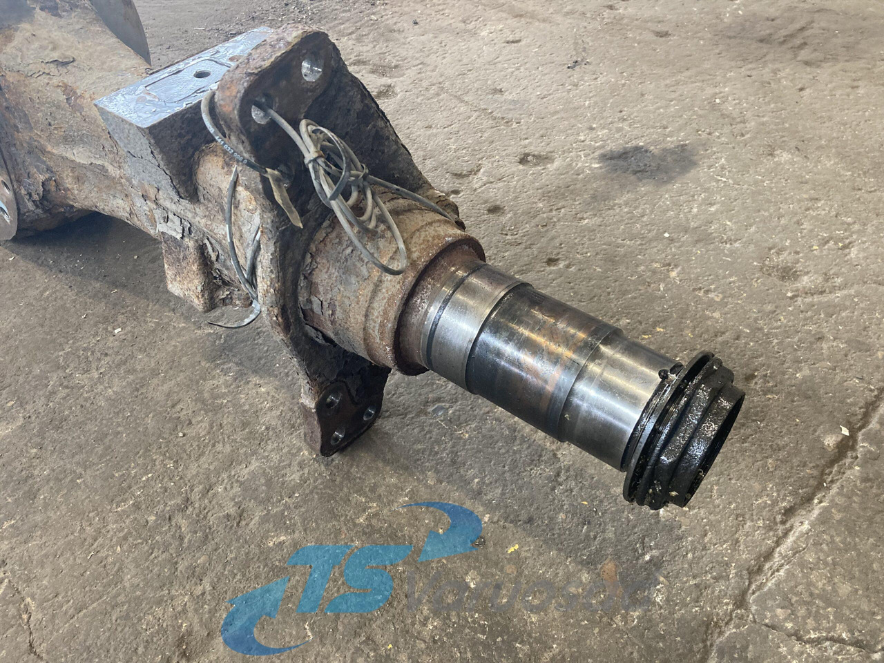 Volvo Rear axel housing 20815215 - 차축 및 부품 트럭 용 : 사진 4 Volvo Rear axel housing 20815215 - 차축 및 부품 트럭 용 : 사진 4